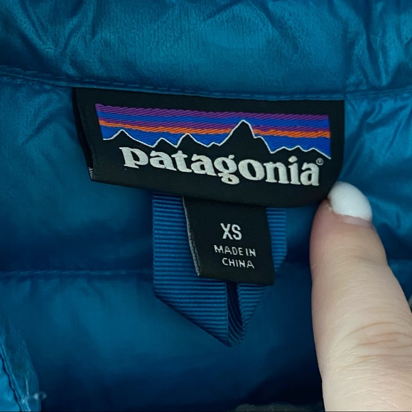 Patagonia Ultralight Down Puffer Jacket - Picture 6 of 6